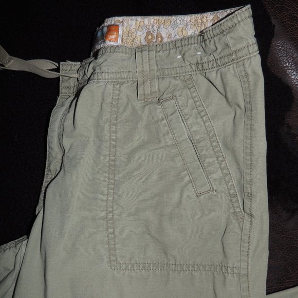 Old Navy - Women's "Just Below The Waist" Cargo - Picture 4 of 6